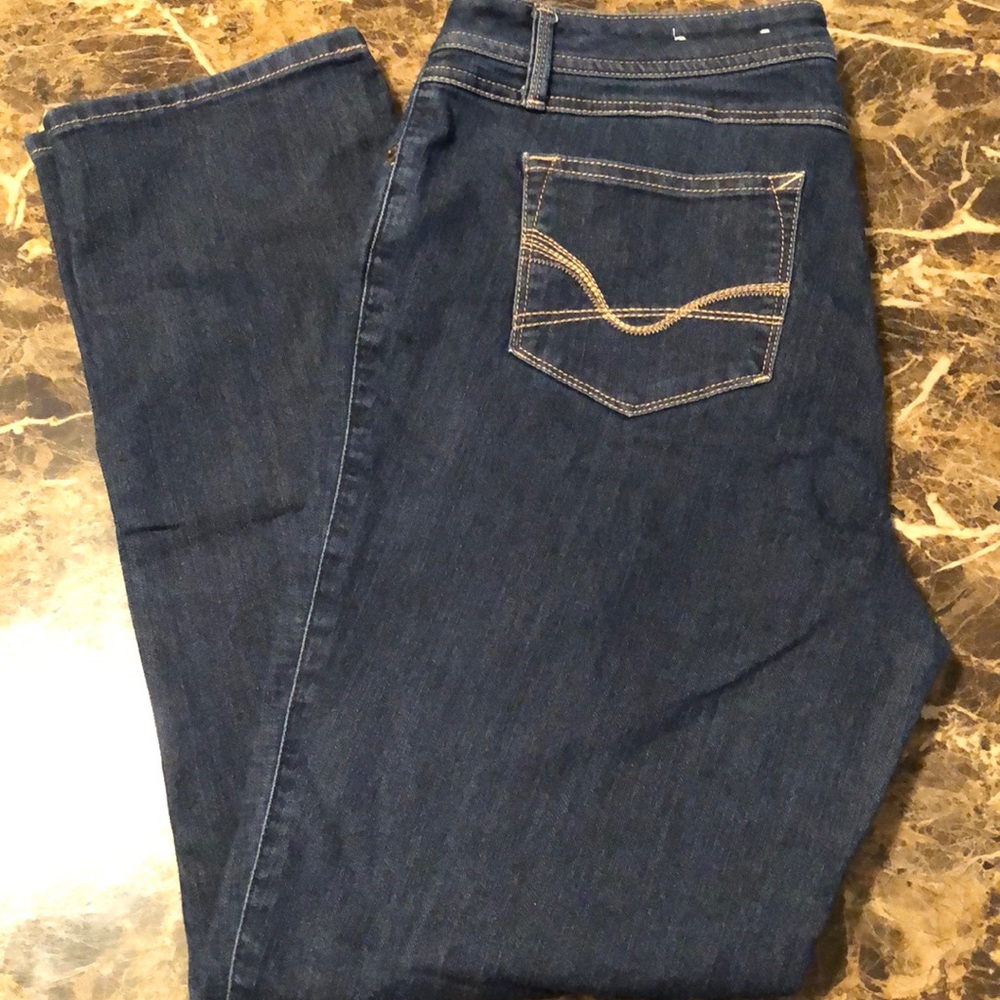 Dressbarn Signature Fit Straight Size 12 Jeans